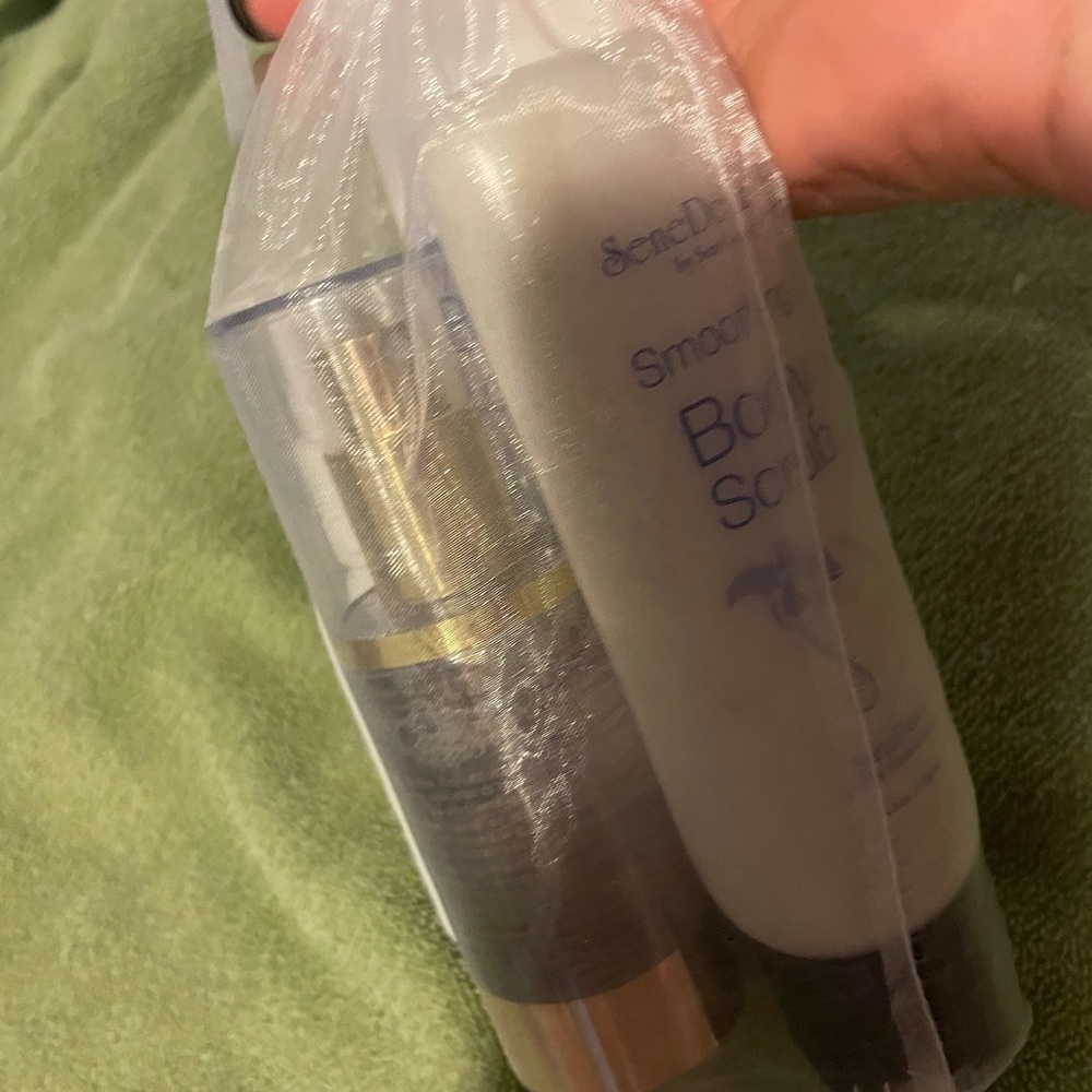 SeneDerm by SeneGence. Skin care bundle.